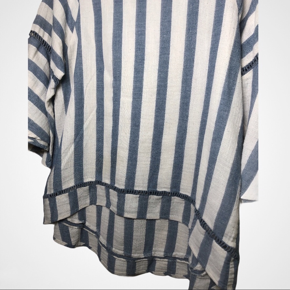 Listicle High Low Bell Sleeve Boho Top Medium - Picture 4 of 9